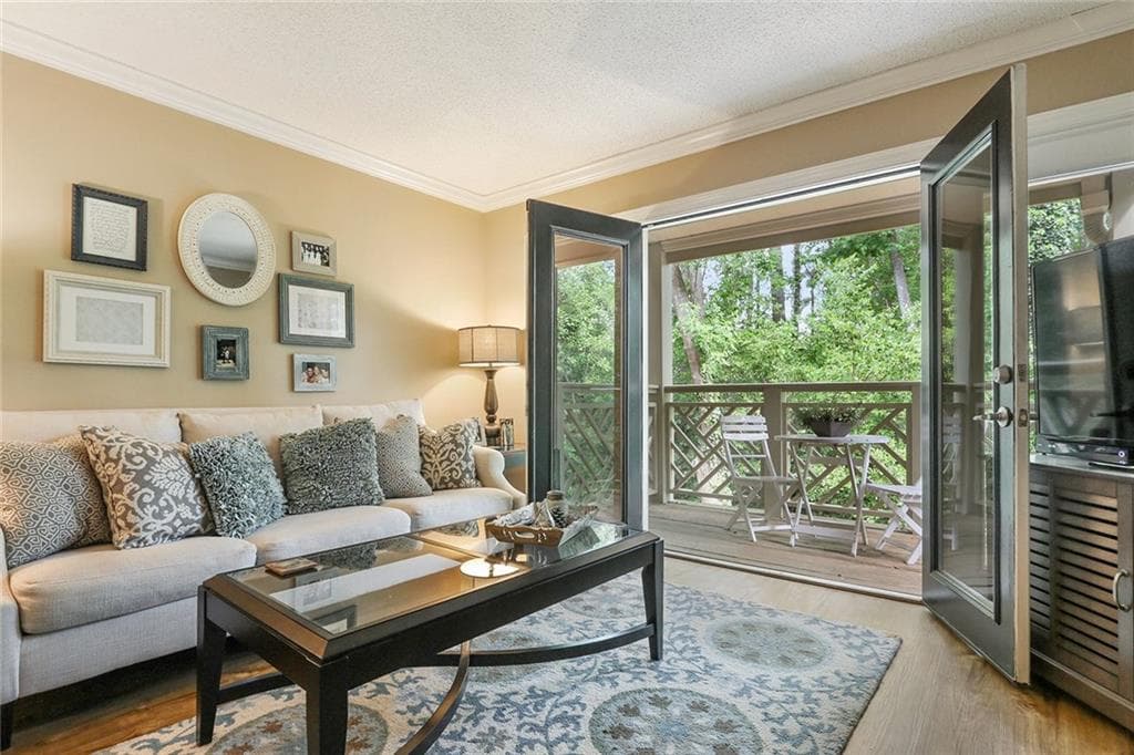 1 bedroom condominium sold at 3650 Ashford Dunwoody Road 714, Brookhaven, GA 30319