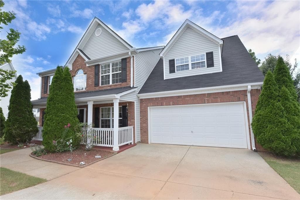 4 bedroom, 2,998 sq ft single family residence sold at 4041 Oak Crossing Drive, Suwanee, GA 30024