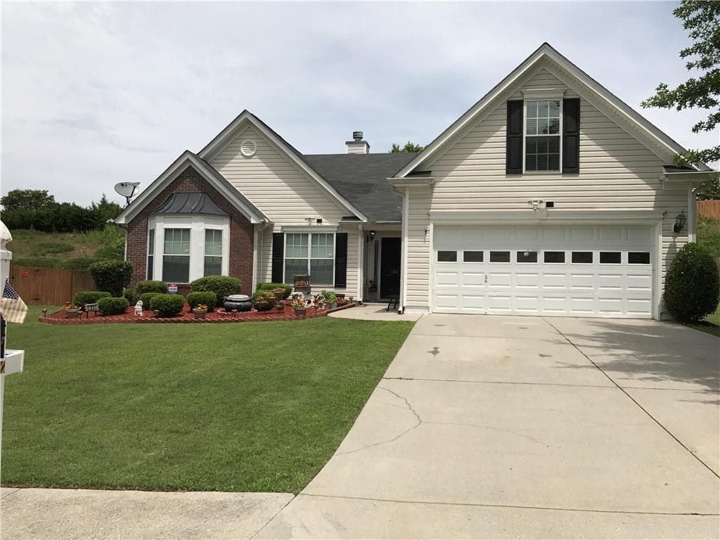 4 bedroom single family residence sold at 1980 Charleston Oak Circle, Lawrenceville, GA 30043
