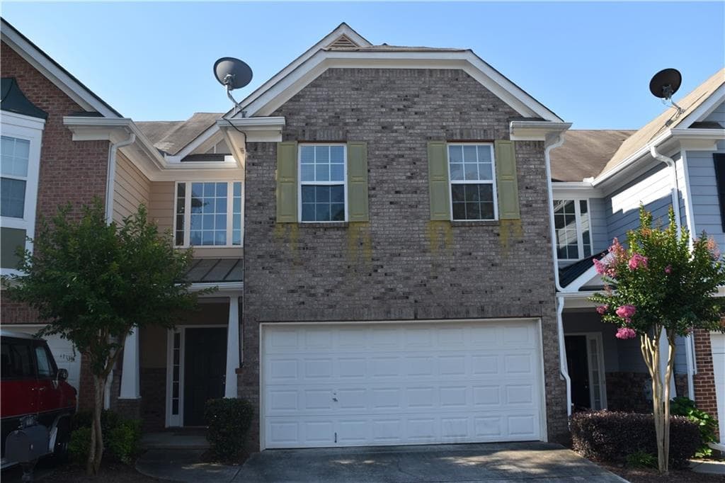 3 bedroom, 1,746 sq ft townhouse sold at 337 Creek Manor Way, Suwanee, GA 30024