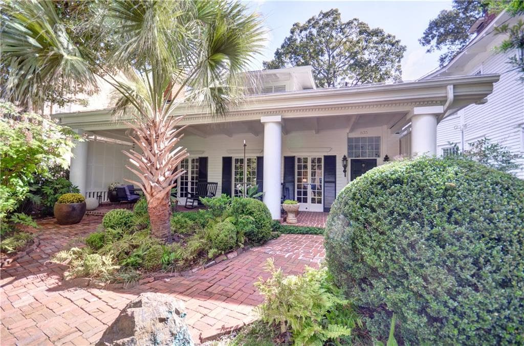 4 bedroom single family residence sold at 835 Myrtle Street, Atlanta, GA 30308