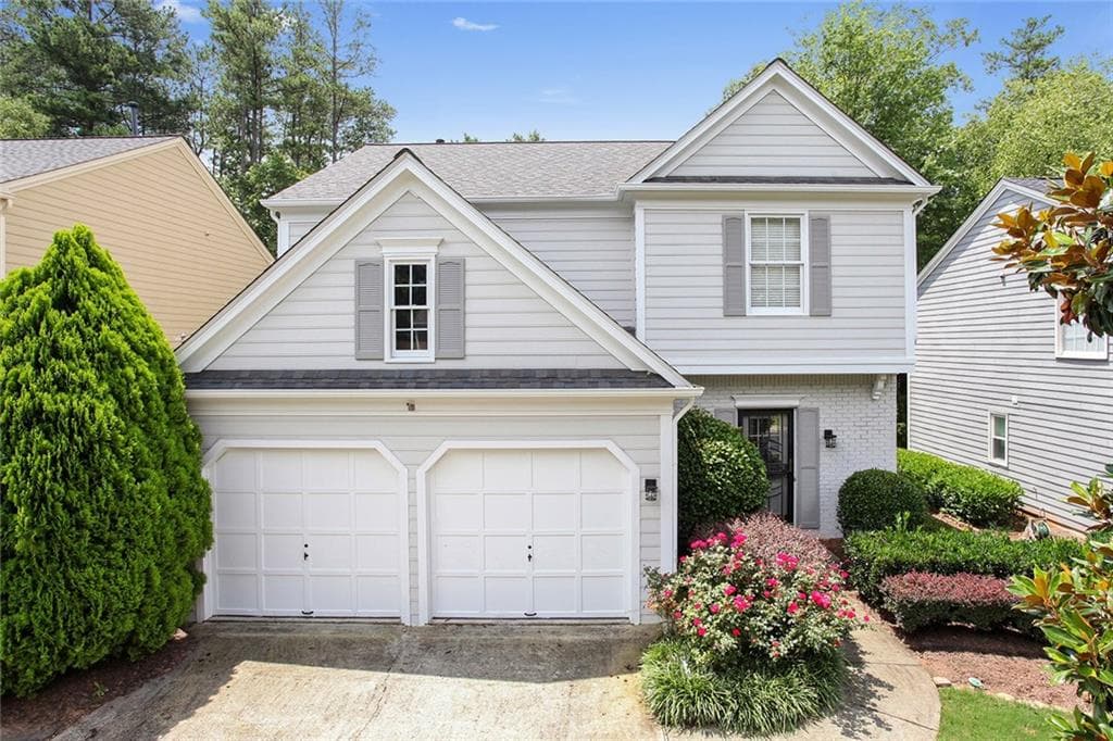 3 bedroom, 2,185 sq ft single family residence sold at 3595 Patterstone Drive, Alpharetta, GA 30022