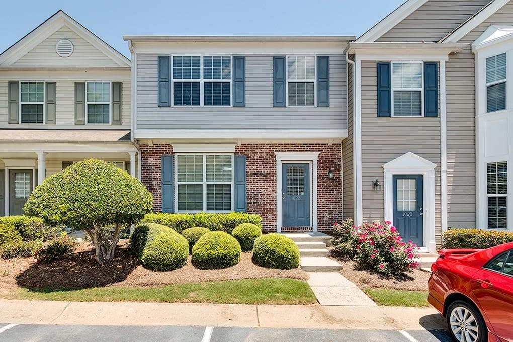 3 bedroom, 1,386 sq ft townhouse sold at 1022 Annazanes Court 1022, Alpharetta, GA 30004