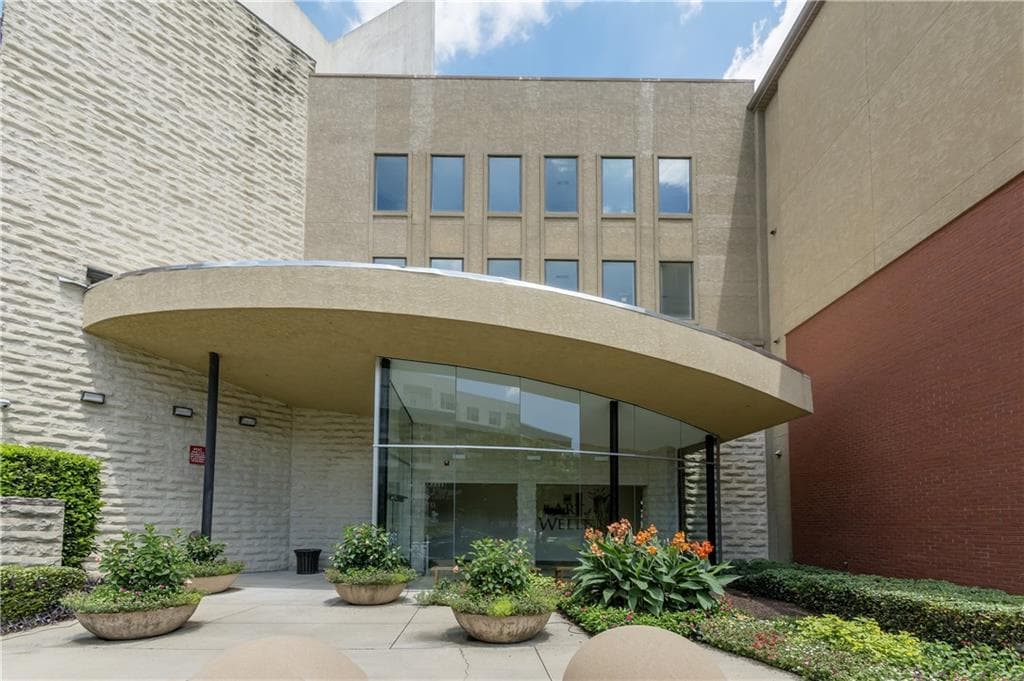 1 bedroom, 750 sq ft condominium sold at 401 16th Street 1257, Atlanta, GA 30363