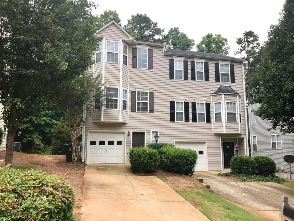 2 bedroom, 1,176 sq ft townhouse sold at 2457 Stonegate Drive 2457, Acworth, GA 30101