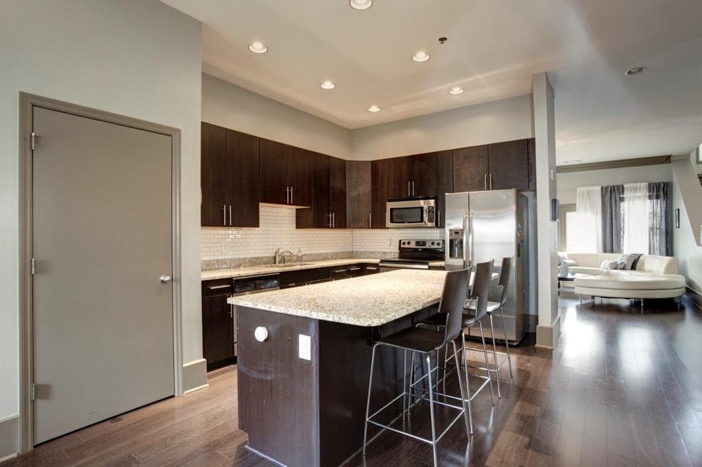 4 bedroom, 2,531 sq ft townhouse sold at 745 Fountainhead Lane 112, Atlanta, GA 30324