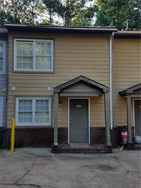 2 bedroom, 1,252 sq ft townhouse sold at 487 Northridge Crossing Drive, Atlanta, GA 30350