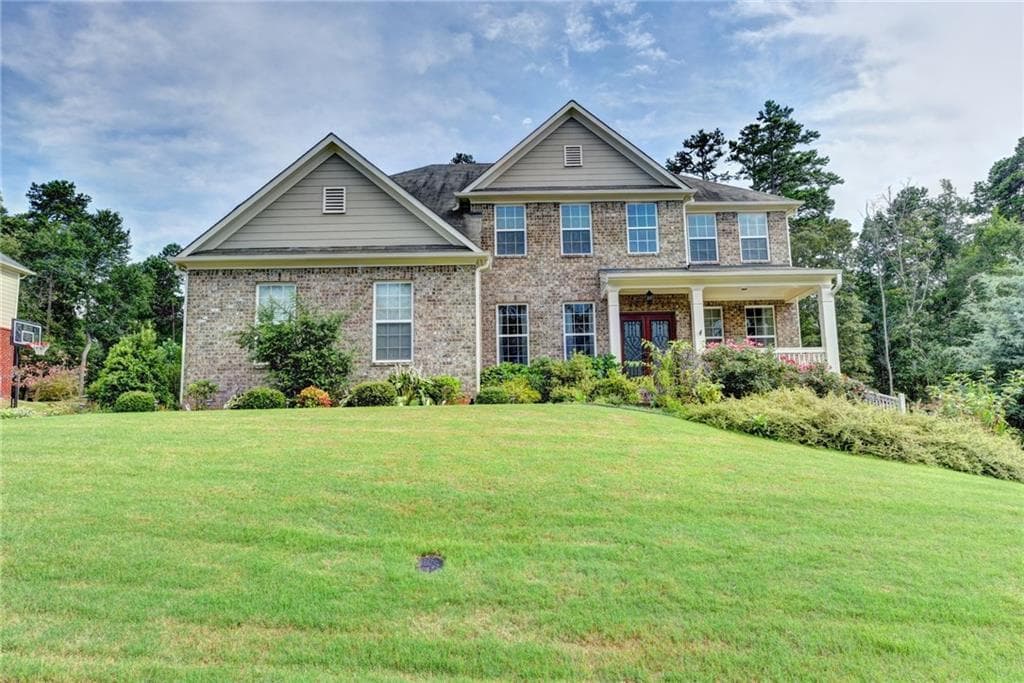 2725 Brentwood Estates Court, Cumming, GA 30041 — most recent listing photo