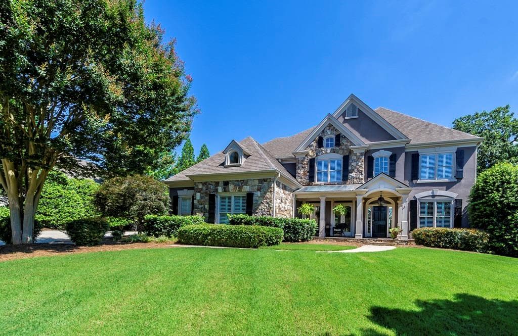 6 bedroom, 5,300 sq ft single family residence sold at 5925 Somerset Court, Suwanee, GA 30024