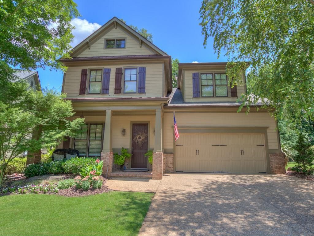 4 bedroom, 3,288 sq ft single family residence sold at 12104 Walnut Terrace, Alpharetta, GA 30004