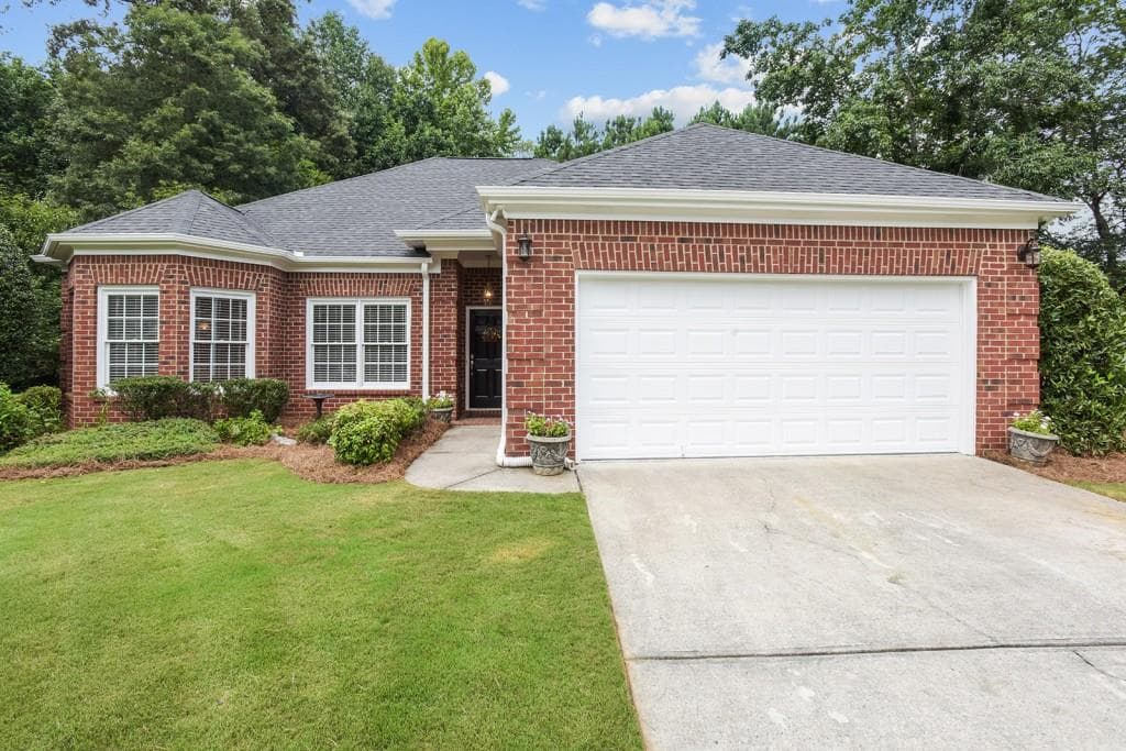 3 bedroom, 1,784 sq ft single family residence sold at 2255 Monroe Drive, Alpharetta, GA 30004