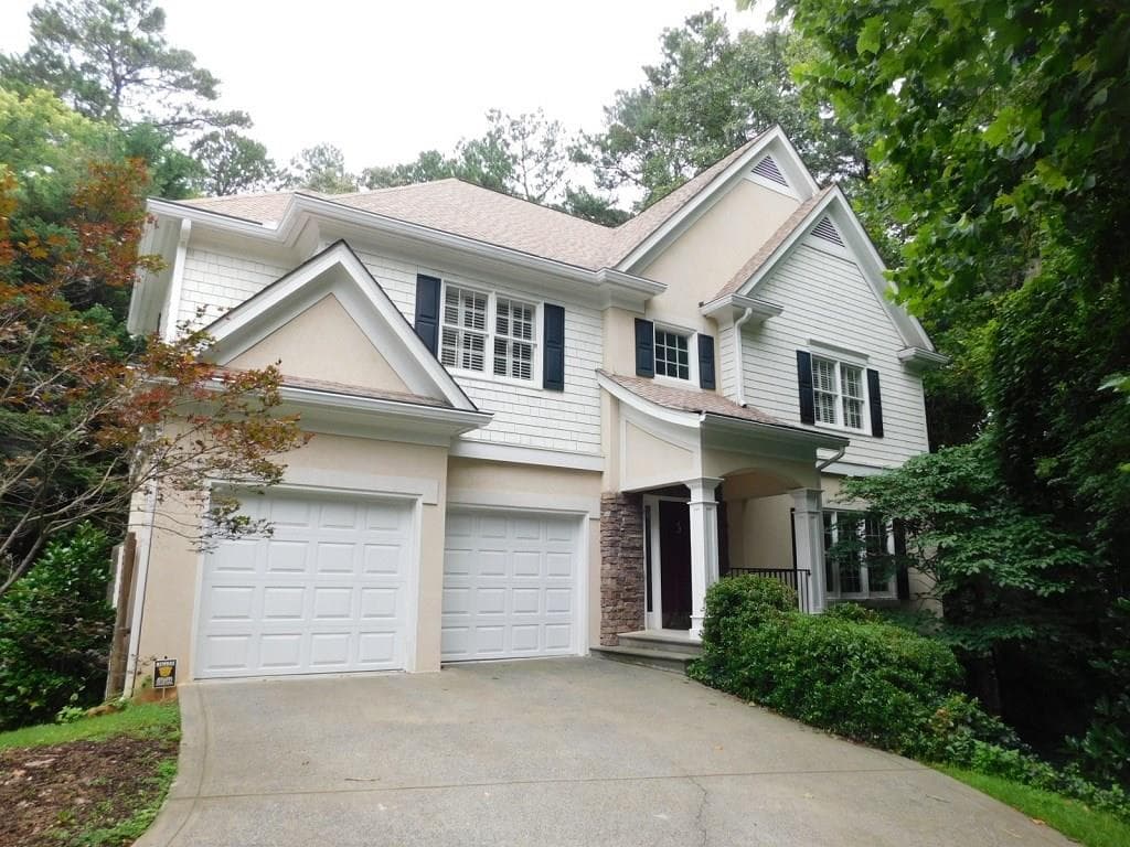 3 bedroom, 3,198 sq ft single family residence sold at 2416 Magnolia Springs Court, Atlanta, GA 30345