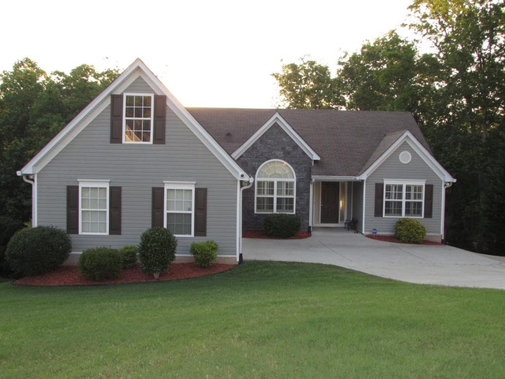 6558 Boulder Crest Court, Flowery Branch, GA 30542 — most recent listing photo