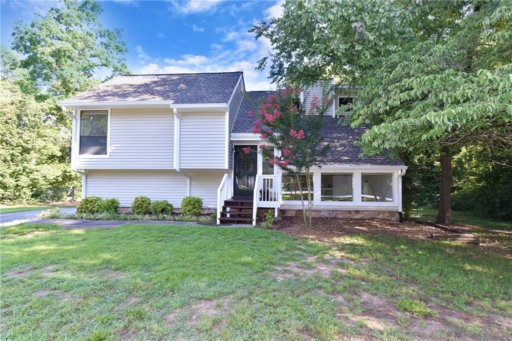 5051 Whitewater Drive, Peachtree Corners, GA 30092 — most recent listing photo