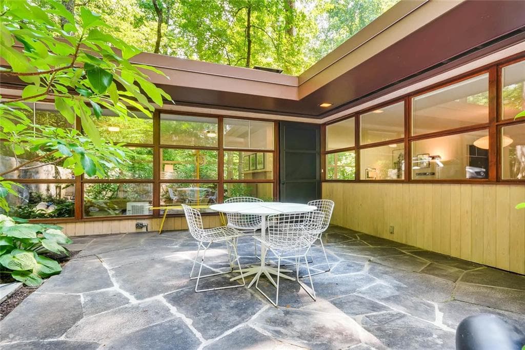 4 bedroom, 3,335 sq ft single family residence sold at 1749 Hummingbird Lane, Atlanta, GA 30307