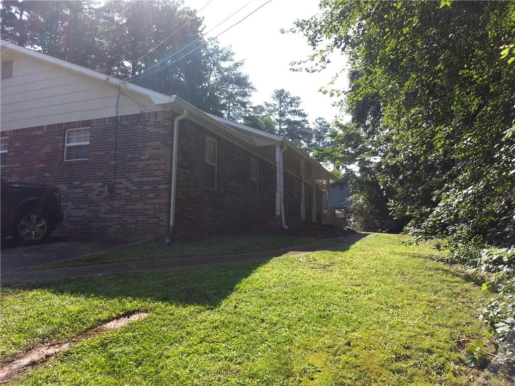 duplex sold at 1044 GARNER Road, Lilburn, GA 30047