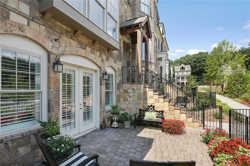 4 bedroom townhouse sold at 1119 Cordia Avenue, Atlanta, GA 30318