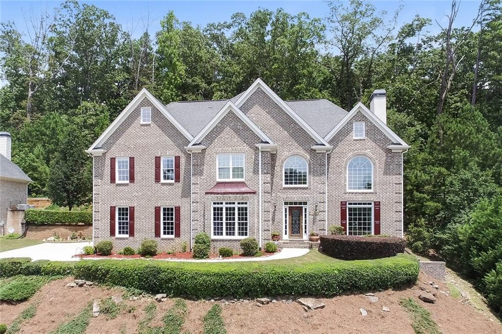 4 bedroom, 3,892 sq ft single family residence sold at 3985 Balleycastle Lane, Duluth, GA 30097