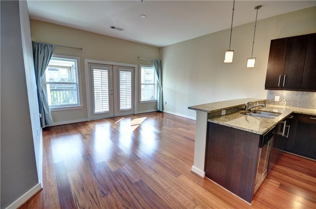 1 bedroom, 737 sq ft condominium sold at 870 Inman Village Parkway 404, Atlanta, GA 30307