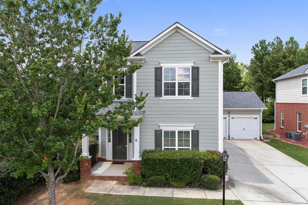 3 bedroom, 2,132 sq ft single family residence sold at 1049 Lake Pointe Court, Suwanee, GA 30024