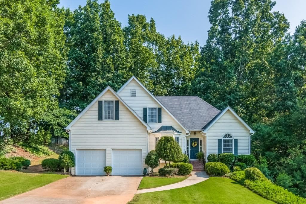 6012 Armor Drive, Powder Springs, GA 30127 — most recent listing photo