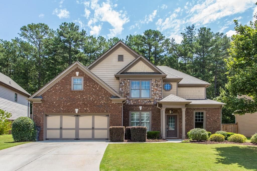 4 bedroom, 2,792 sq ft single family residence sold at 1567 Squire Hill Lane, Lawrenceville, GA 30043