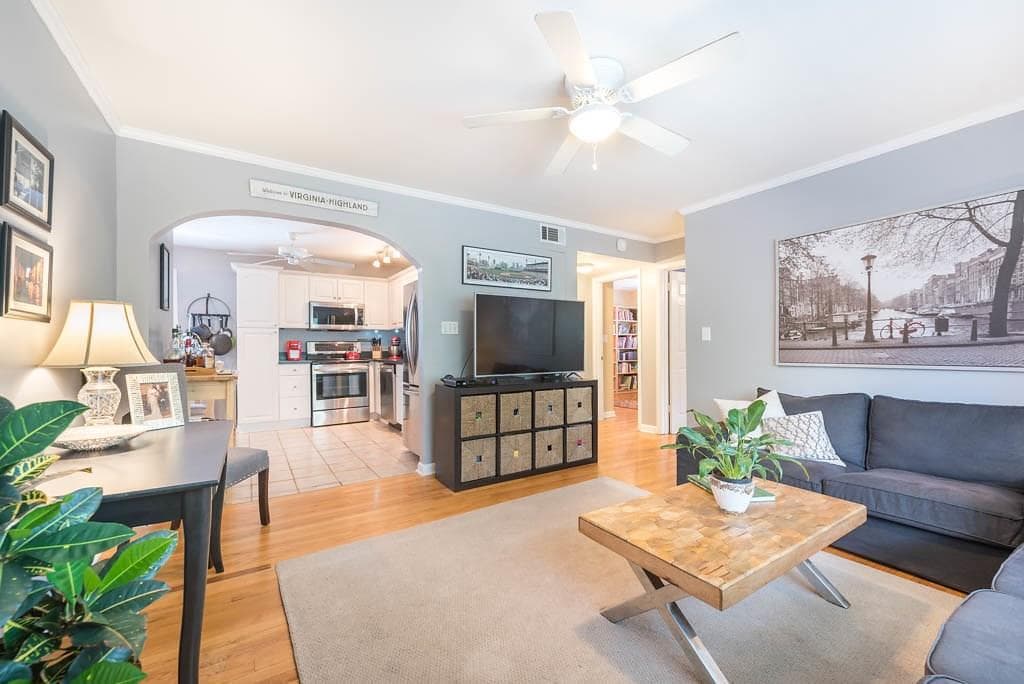 818 NE Greenwood Avenue 201, Atlanta, GA 30306 — most recent listing photo
