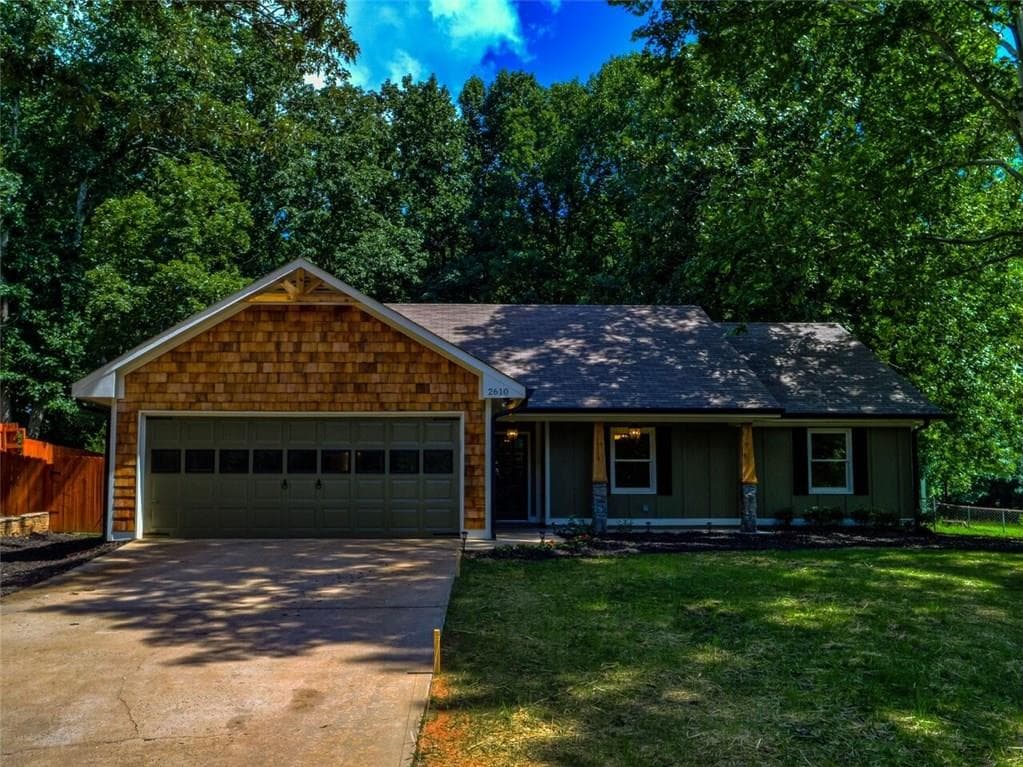 3 bedroom, 1,333 sq ft single family residence sold at 2610 Punch Hammond Road, Cumming, GA 30040