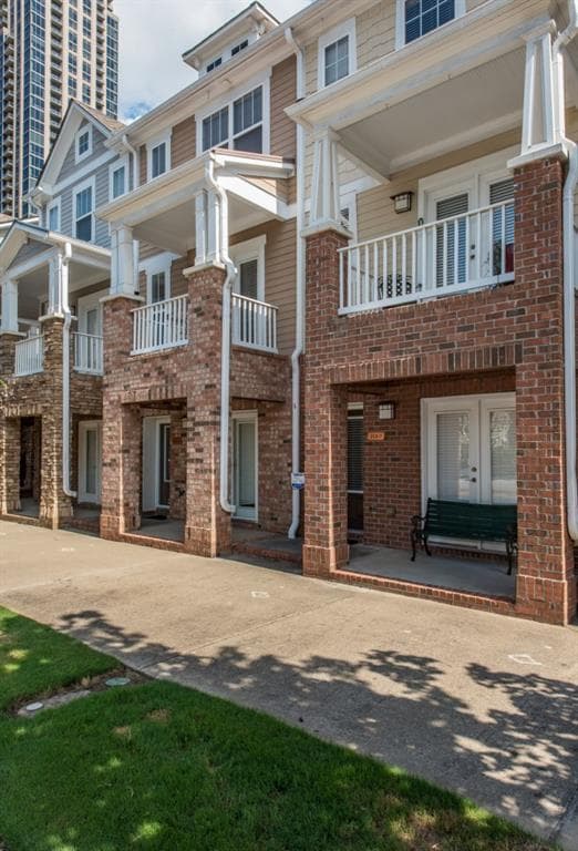 3 bedroom, 1,670 sq ft condominium sold at 213 16th Street 7, Atlanta, GA 30363