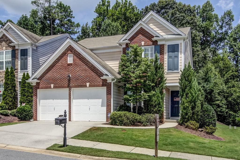 4 bedroom, 2,006 sq ft townhouse sold at 259 Balaban Circle, Woodstock, GA 30188