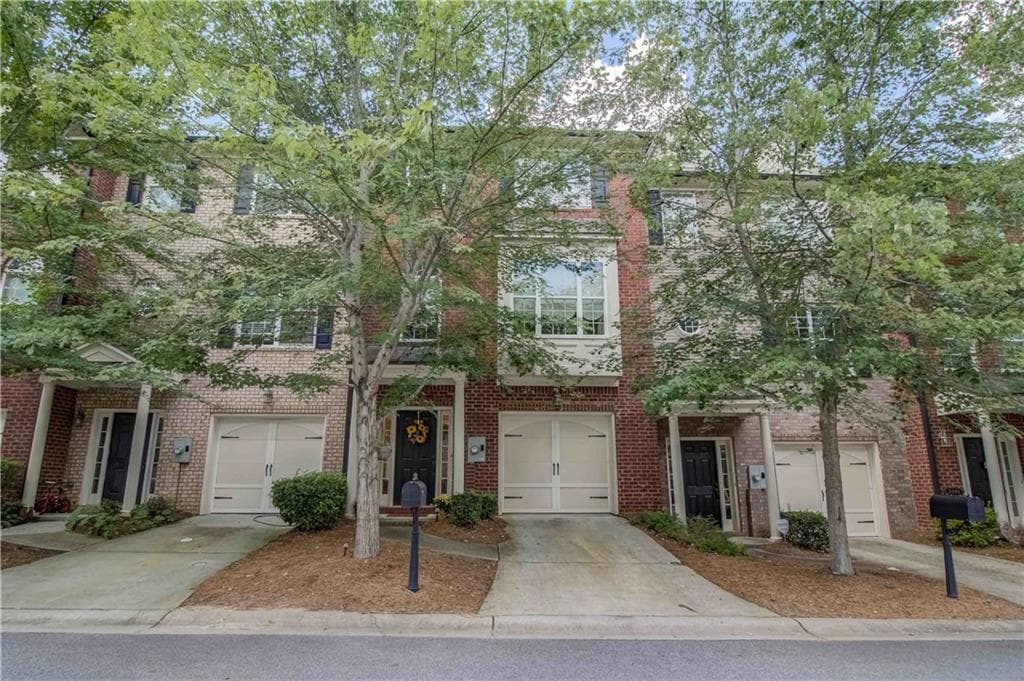 3 bedroom, 1,912 sq ft townhouse sold at 2091 Appaloosa Mill Circle, Buford, GA 30519