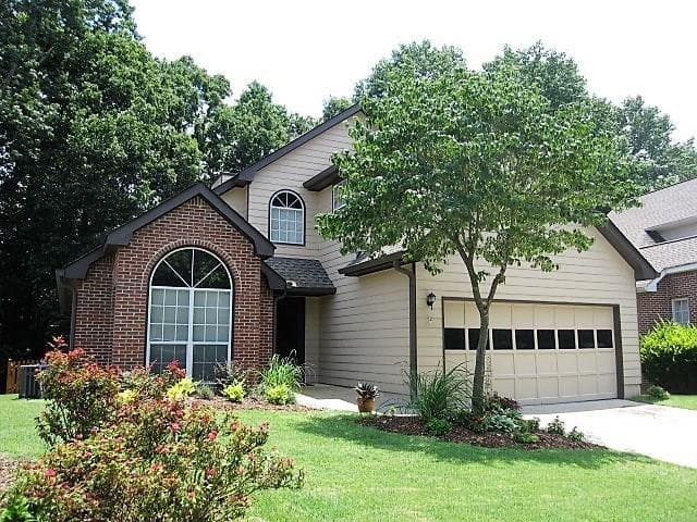 3 bedroom, 1,779 sq ft single family residence sold at 8910 S Somerset Lane, Alpharetta, GA 30004