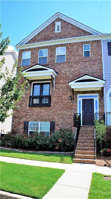 3 bedroom, 2,472 sq ft townhouse sold at 1256 Park Pass Row, Suwanee, GA 30024