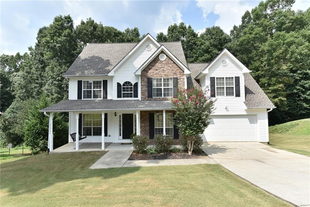 4 bedroom, 2,093 sq ft single family residence sold at 7615 Mill Stream Landing, Cumming, GA 30040