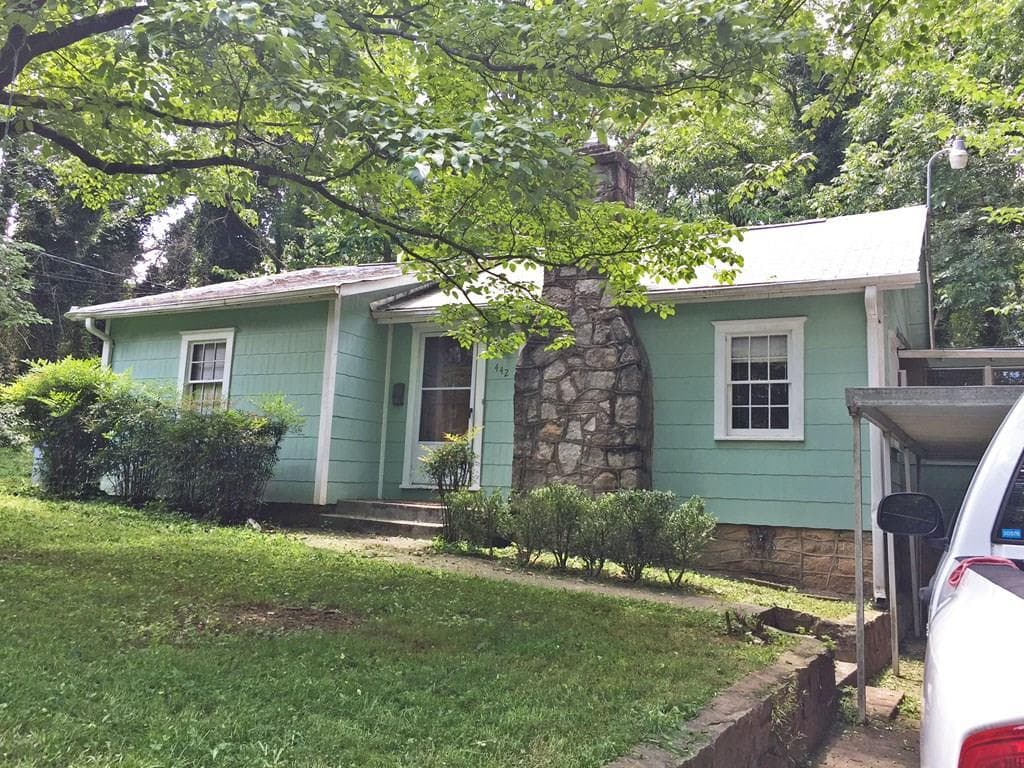 2 bedroom, 1,544 sq ft single family residence sold at 442 Spring Drive, Pine Lake, GA 30072