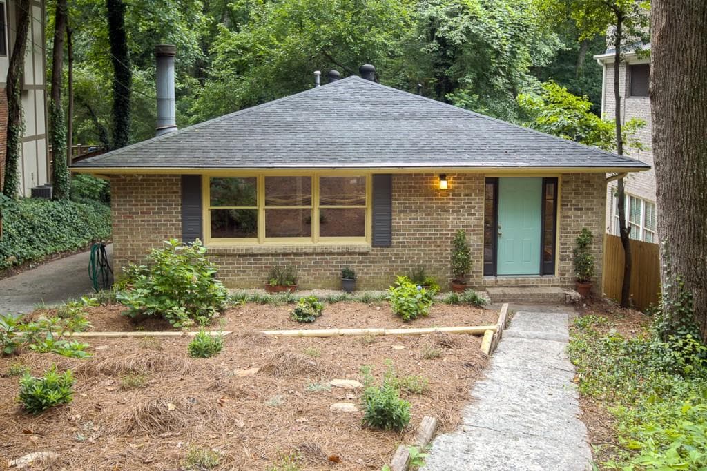 5 bedroom, 3,122 sq ft single family residence sold at 486 Lakeshore Drive, Atlanta, GA 30307