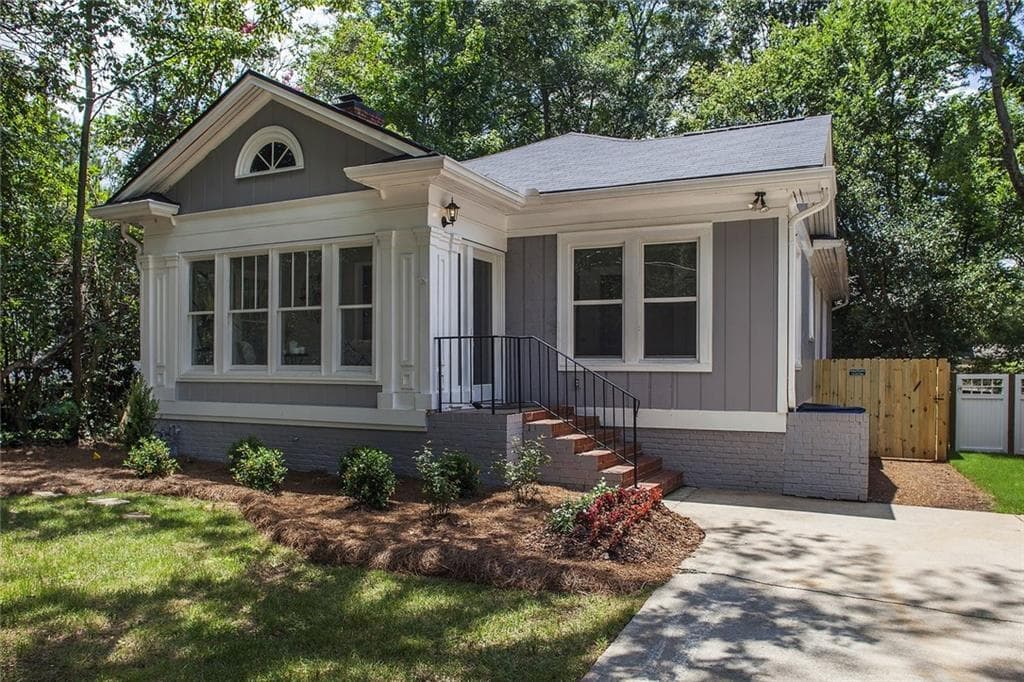 3 bedroom, 1,790 sq ft single family residence sold at 2141 Palifox Drive, Atlanta, GA 30307