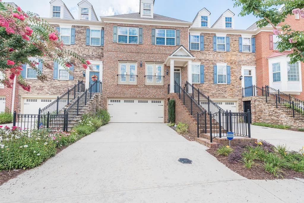 5006 Manchester Circle, Roswell, GA 30075 — most recent listing photo