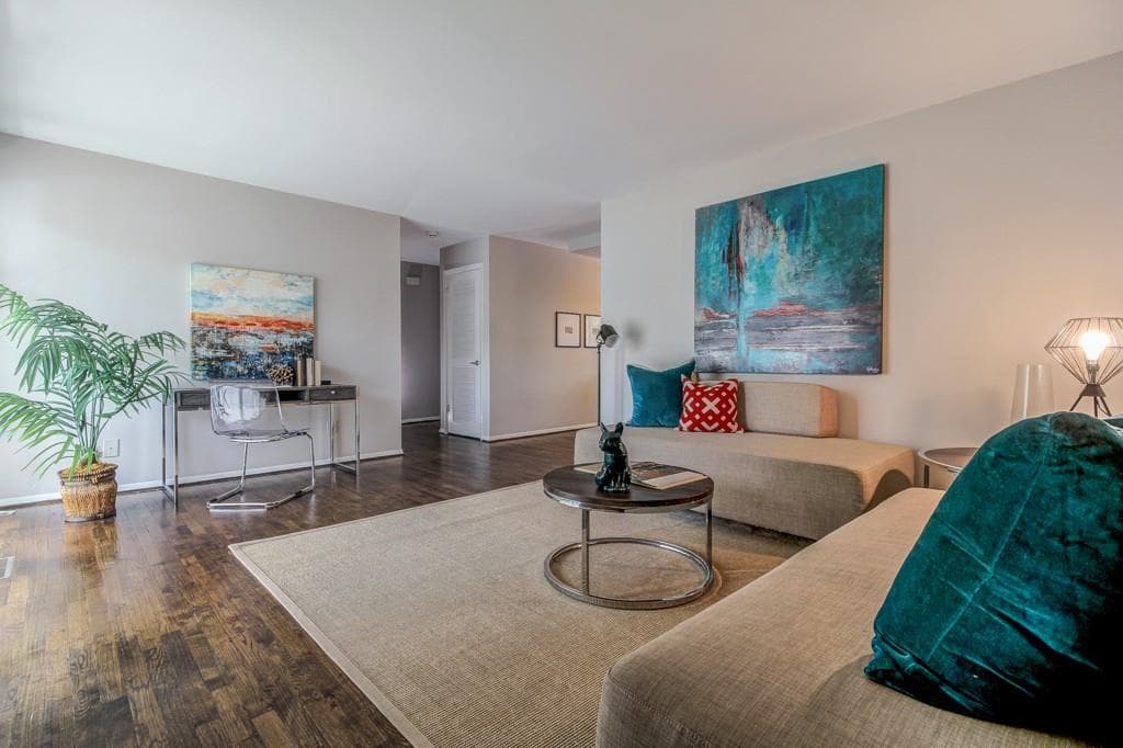 3 bedroom, 1,160 sq ft condominium sold at 3046 Briarcliff Road 1, Atlanta, GA 30329