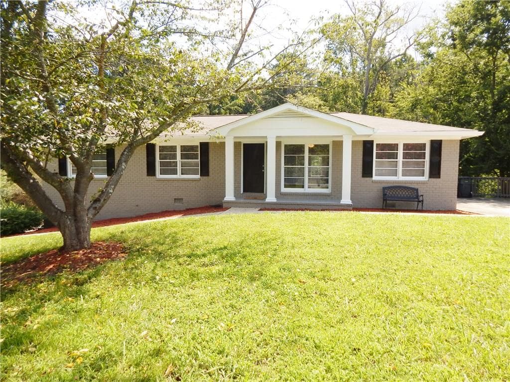 4104 Middle Drive, Marietta, GA 30066 — most recent listing photo