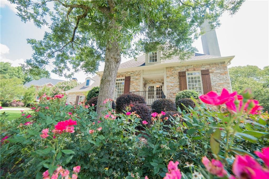 4 bedroom, 4,139 sq ft single family residence sold at 110 Annie Cook Way, Roswell, GA 30076
