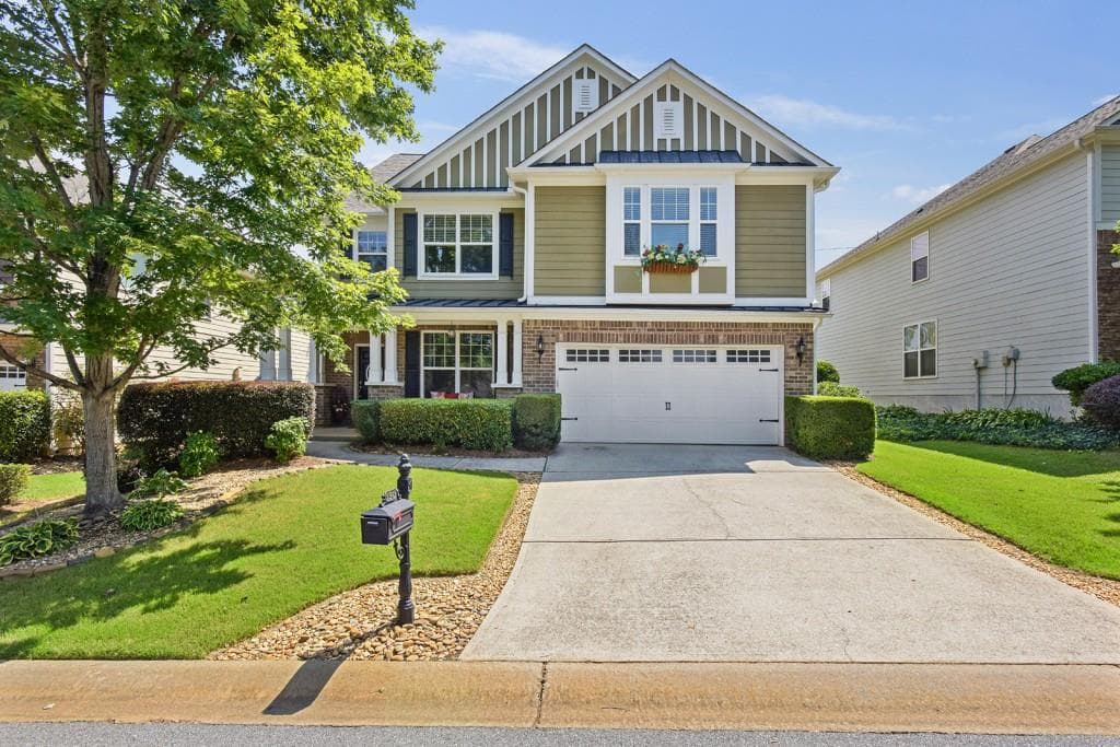 4 bedroom, 3,212 sq ft single family residence sold at 5945 Beaver Ridge Drive, Cumming, GA 30040