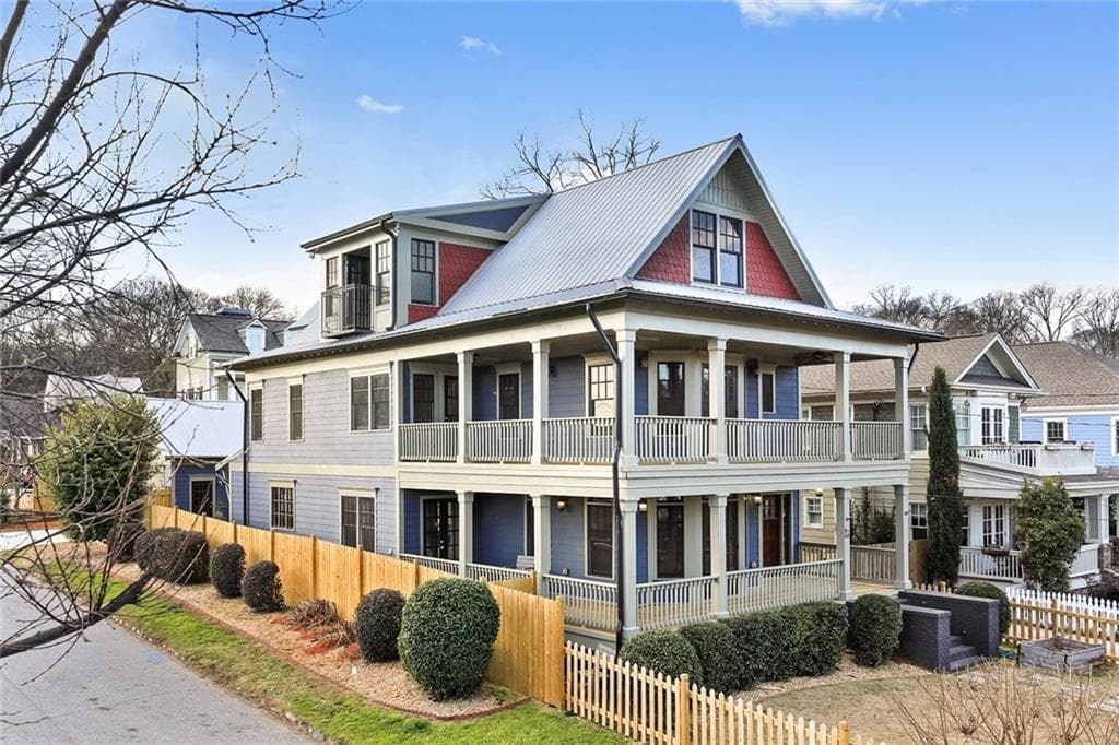 4 bedroom, 3,801 sq ft single family residence sold at 1462 PINE Street, Atlanta, GA 30309