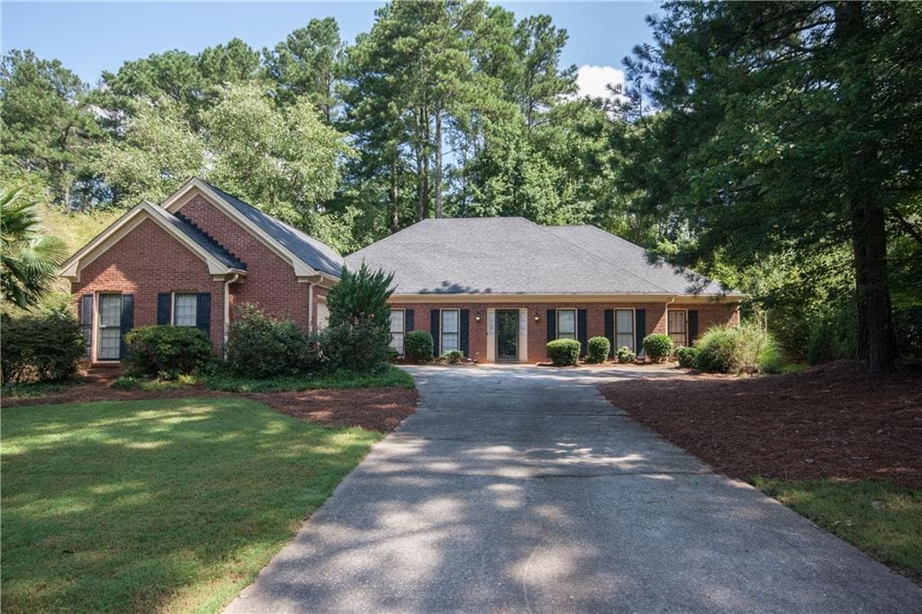 2775 Lakewind Court, Alpharetta, GA 30005 — most recent listing photo