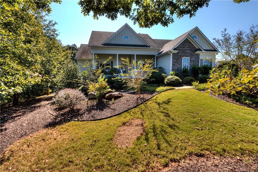 3 bedroom, 2,098 sq ft single family residence sold at 201 Rushmore Way, Canton, GA 30114