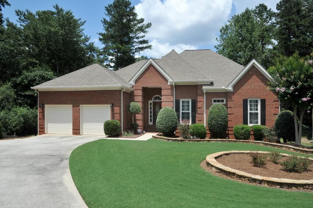 4 bedroom, 2,249 sq ft single family residence sold at 10610 Branham Fields Road, Johns Creek, GA 30097