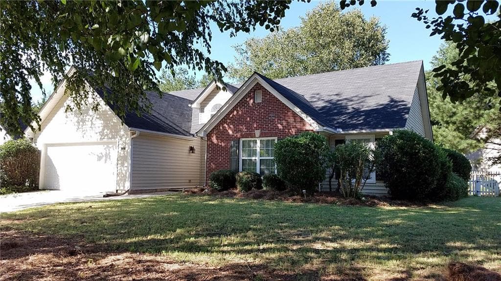 400 Telford Drive, Sugar Hill, GA 30518 — most recent listing photo