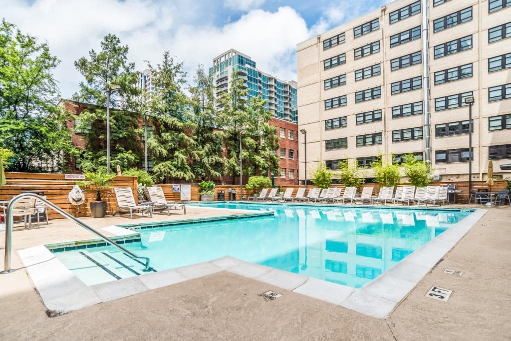 2 bedroom, 1,120 sq ft condominium sold at 878 Peachtree Street 402, Atlanta, GA 30309