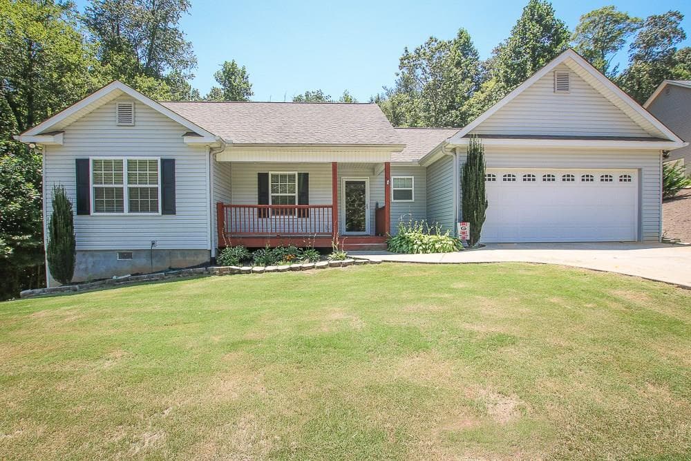 3 bedroom, 1,537 sq ft single family residence sold at 465 Applewood Court, Clarkesville, GA 30523
