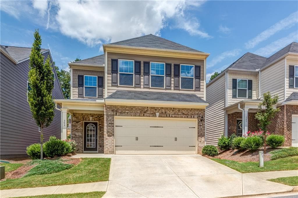 3 bedroom, 2,240 sq ft single family residence sold at 303 Lakeside Lane, Woodstock, GA 30188